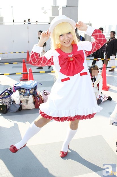 无敌“装晕哥” 双截棍自残 雷晕主持人_华体会(中国(图2) 华体会(中国